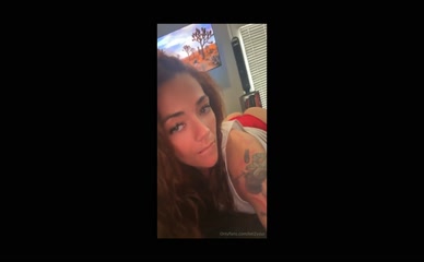 keishunnnnn shaking her ass in red thong