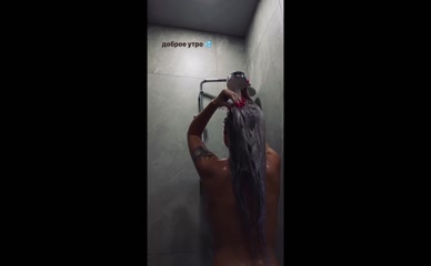 Dance Malyshka: Showering bare upper body