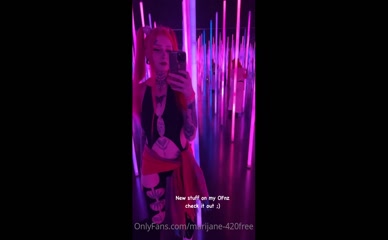 marijane-420free Tits and Tattoos Tease