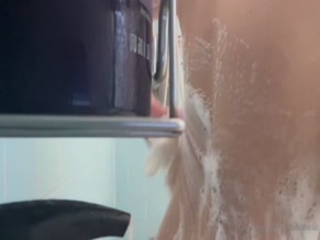 Kiaraofficial Tits & Ass Shower Scrub