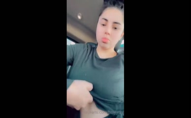 hollyyoly tits reveal