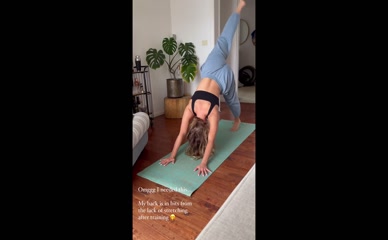 CiCi Coleman Yoga Ass Upward Dog