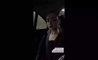 Maisie Williams in car