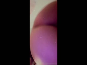 Awiannaa ass close-up