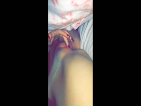 DaisyTQuainton pussy fingering.