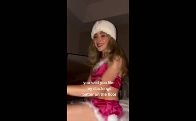 Sabrina Carpenter Nude Christmas Song