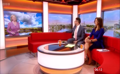 Sally Nugent Crotch Flash