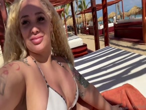 iamcurvybarbi: Beach Bikini Display Showing Cleavage and Full Torso