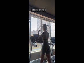 Gizemsavagex Ass Treadmill Workout
