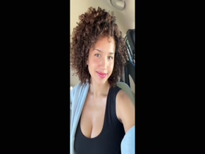 Sofia Wylie Tits