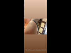 Blacbombshell ass in thong