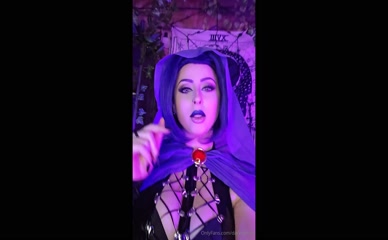darkreifree Raven cosplay cleavage tease