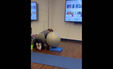 Zendaya exercise ball fail.