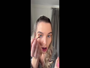 Helen Flanagan makeup tutorial.