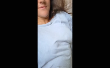 pixiepeep sexy breasts no bra