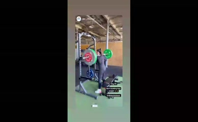 Weightlifting Squat.