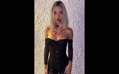 Minx_mx Vampire Gore Tease
