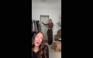 Frankie Bridge Handstand Fail