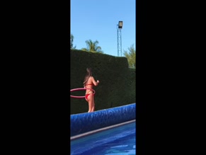 Palmeira Cruz bikini hula hoop ass jiggle