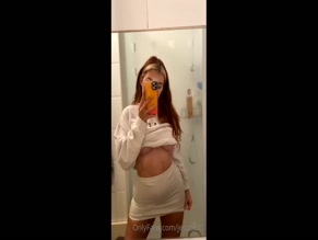 Jessbell1 Mirror Titty Flash Ass Display