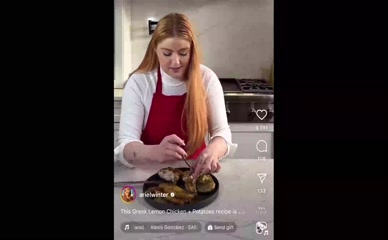 Ariel Winter Chicken Breast Slip