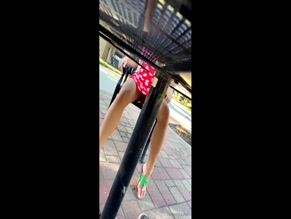 Laywhathaveyoudone's bush flash under table