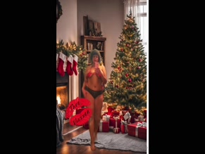 thevixxxenx Christmas lingerie selfie