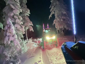 Samisoah snowmobile striptease.