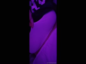 yourswitchprincess's socked feet tease