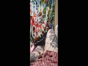 Prettydrainer leg tattoo display.