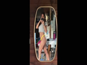 Sassylilah ass selfie in yellow thong