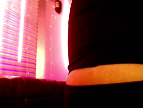 Hannah C: Panty Peek & Ass Squeeze