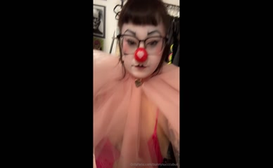 bunnysucccubus big cleavage in sexy costume
