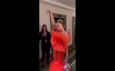 Florence Pugh nipple slip