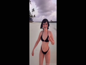 Neyrodesu beach bikini tease