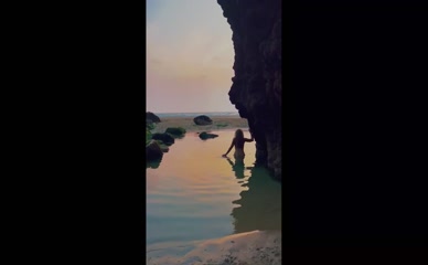 Nude LAN In Van in tide pool.