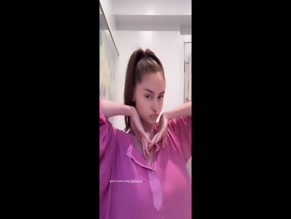 Leni Klum Big Tits Ponytail Tease