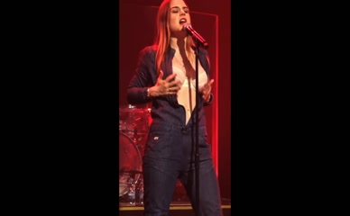 Joanna Levesque iamjojo bra slip onstage