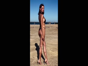 Martaamore hot body showcase in a black bikini