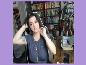 Tamara Lynn Chambers Dry Shampoo and Volume Spray Application