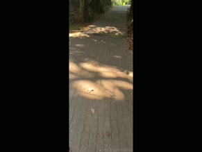 mirraglowvip: exposed thigh walking