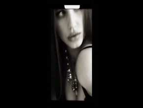 Myrleta Nude Tease
