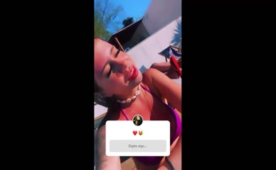 Gi Maia bikini cleavage.