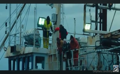 Kittydmarie: Movie clip of man in rough ocean