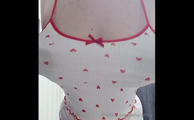 daisycatfree Boobshake
