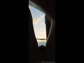 Touchmelola vulva play sunset view