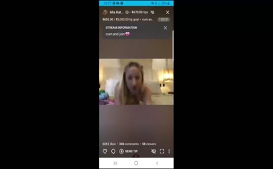 Nude Mia Winward Dunn on cam