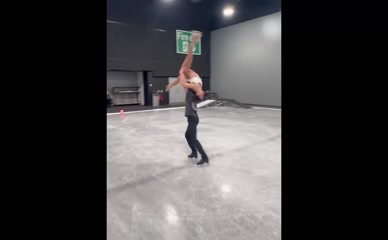 Vanessa Bauer exposed abdomen and upper thighs ice skating