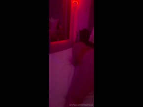 ninfamamacita Ass up in pink thong on bed