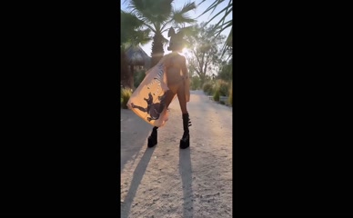 Kate Beckinsale Nude Bikini Dance